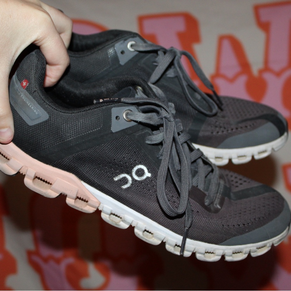 On Clouds Women's Black and Pink Running Shoes